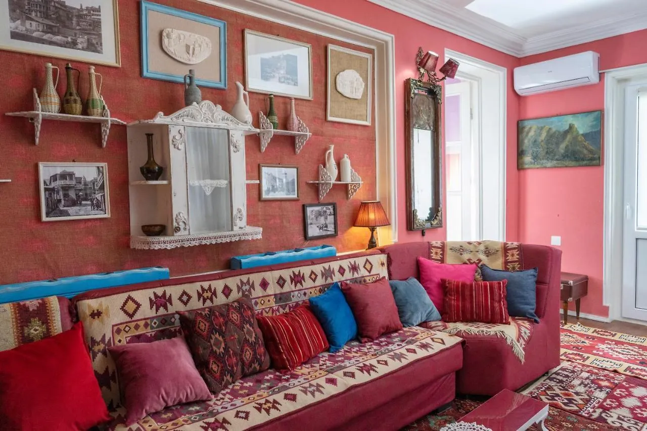 Elia Boutique Hostel & Apart-Hotel Tbilisi